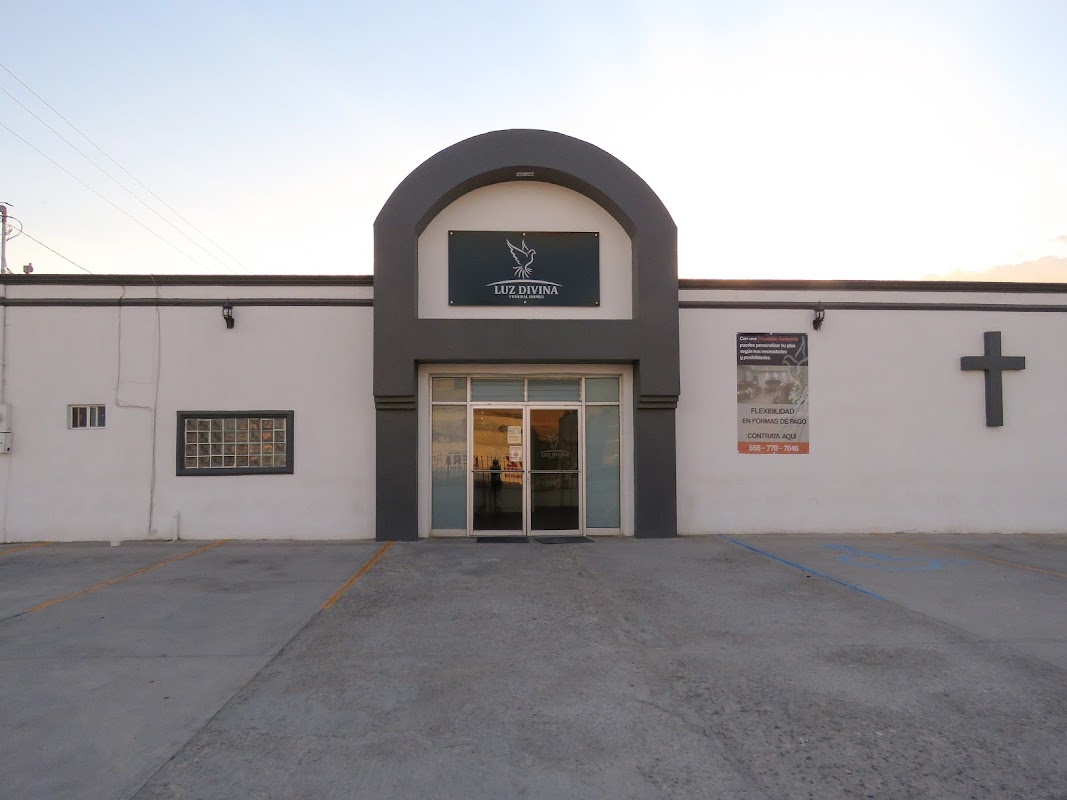 Funeraria Luz Divina Funeral Homes